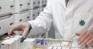 Έλεγχοι σε φαρμακεία πολυϊδιοκτησίας: Υποχρεωτική η παρουσία φαρμακοποιού