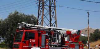 Φωτιά στο καταφύγιο Πρώτης Σερρών: Δύσκολη μάχη με δυσπρόσιτο έδαφος