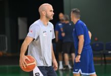 Ελλάδα: Έκκληση από τους διεθνείς μπασκετμπολίστες στους φιλάθλους