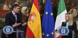 Ιταλο-Ισπανική Κόντρα: Ένταση στα Σύνορα, Ταλαιπωρία Τουριστών