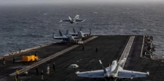 USS Abraham Lincoln: Επιθέσεις Ιράν στο Μπαχρέιν προκαλούν κρίση στο αμερικανικό αεροπλανοφόρο
