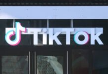 TikTok: 400 εκατ. δολάρια στις ΗΠΑ για παράνομη συλλογή δεδομένων ανηλίκων
