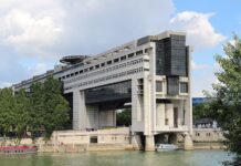 Κυβερνοεπιθέσεις: Δεδομένα φορολογουμένων Γαλλίας και πολυεθνικών στα χέρια χάκερ