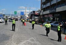 Νέος ΚΟΚ: Πότε ο συνοδηγός "πληρώνει" για τον οδηγό; Τι προβλέπει η νομοθεσία