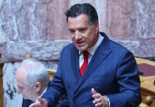 Γεωργιάδης εκτεθειμένος: Αντιστροφή απόφασης για γυαλιά Meta, κατηγορίες για fake news