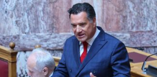 Γεωργιάδης εκτεθειμένος: Αντιστροφή απόφασης για γυαλιά Meta, κατηγορίες για fake news