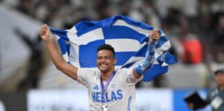 Καραλής: Έτσι γιόρτασε τη νίκη στο Diamond League με το «διαμάντι» του!
