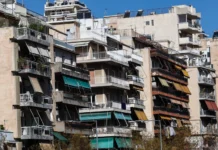Ακίνητα: Πώς η αλλαγή χρήσης για κατοικία επηρεάζει ιδιοκτήτες αυθαιρέτων