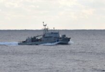 Βυθίστηκε ρυμουλκούμενο πλοίο κοντά στη Σίφνο: Δύο επιβαίνοντες σώοι