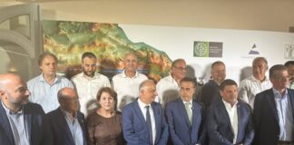 Πράσινο Ταμείο: 13 Δήμοι αναπλάθονται, η Ραφήνα με την Πλ. Δημητρακού στο επίκεντρο
