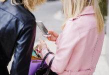 700.000 καταναλωτές, 13.000 συνεργαζόμενες επιχειρήσεις: Η Klarna γιορτάζει τέσσερα χρόνια στην Ελλάδα