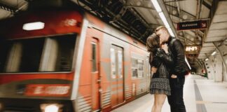 Όταν η απόσταση μας φέρνει πιο κοντά