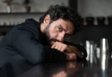 Μελέτης Ηλίας: Η εξομολόγηση για τη δεκαετία των «700 ευρώ» και τις τρεις δουλειές