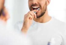 Οδοντόβουρτσα: Κάθε πότε πρέπει να την αντικαθιστάτε για υγιή δόντια
