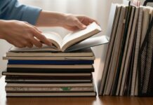 Book Doofs: Η νέα αίσθηση που ξαναζωντανεύει την αγάπη για το διάβασμα