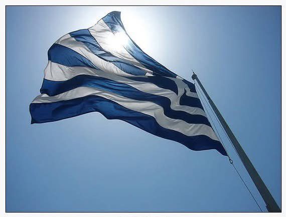 img-0433-31c831ee Η ελληνική σημαία κυματίζει