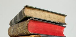 Σαν σήμερα 25 Οκτωβρίου: Από το Μεσολόγγι στην Α΄ Εθνική και τον Πικάσο Παλιά βιβλία για το αφιέρωμα σαν σήμερα και τα γεγονότα της 25ης Οκτωβρίου